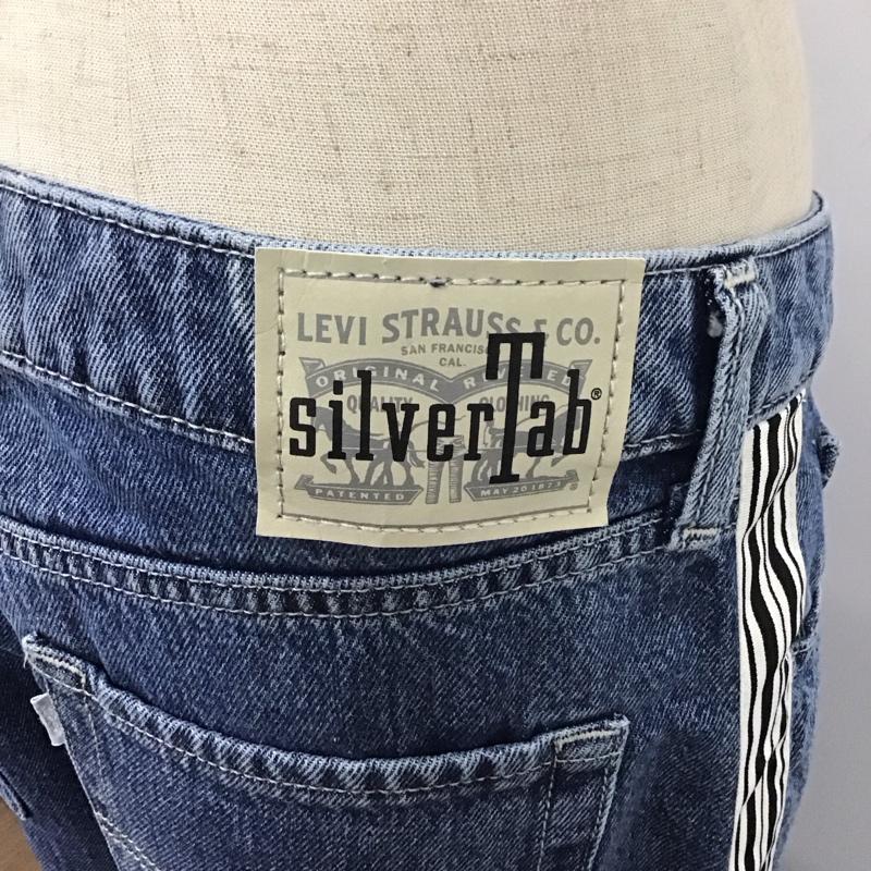 リーバイストラウスアンドコー Levi Strauss & co. パンツ デニム、ジーンズ シルバータブ デニムパンツ ワイドパンツ ジーンズ 28インチ 無地 インディゴ / インディゴ /  レディース USED 古着 中古 10120424