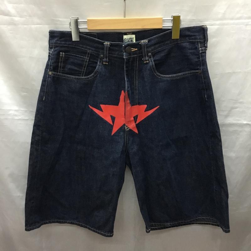 アベイシングエイプ A BATHING APE パンツ ショートパンツ デニム BAPE 星 L プリント インディゴ / インディゴ /  メンズ USED 古着 中古 10118955