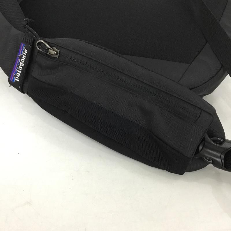 パタゴニア patagonia ボディバッグ ボディバッグ アトム スリング 8L 48262FA25 ロゴ、文字 黒 / ブラック /  メンズ USED 古着 中古 10149245