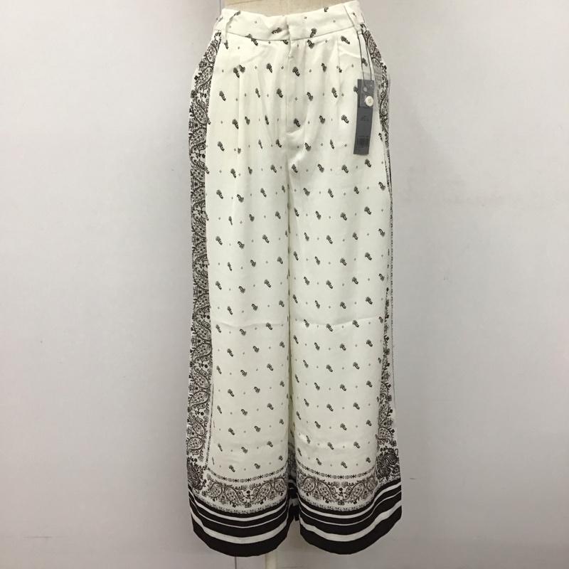 ジーナシス JEANASIS ボトムス ボトムス JS050075AK ストレートワイドパンツ タグ付き FREE ペイズリー 白 / ホワイト / X 黒 / ブラック /  レディース USED 古着 中古 10107946