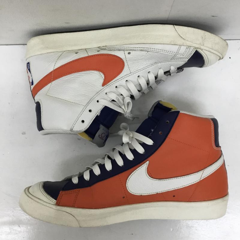 ナイキ NIKE スニーカー スニーカー DD8025-100 BLAZER MID 77 EMB 29.0cm ロゴ、文字 白 / ホワイト / X 橙 / オレンジ / X 紺 / ネイビー /  メンズ USED 古着 中古 10144472