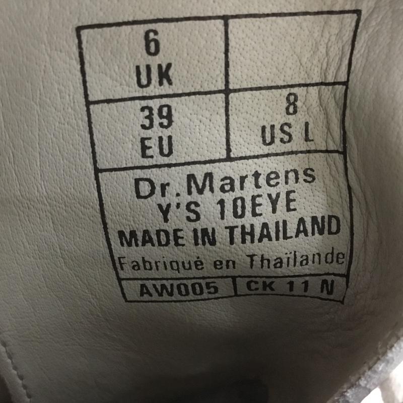 ドクターマーチン Dr.Martens ブーツ 一般 10ホール 10EYE Y s バックジップ UK6 箱有 US：8 無地 白 / ホワイト / X 黒 / ブラック /  レディース USED 古着 中古 10149853