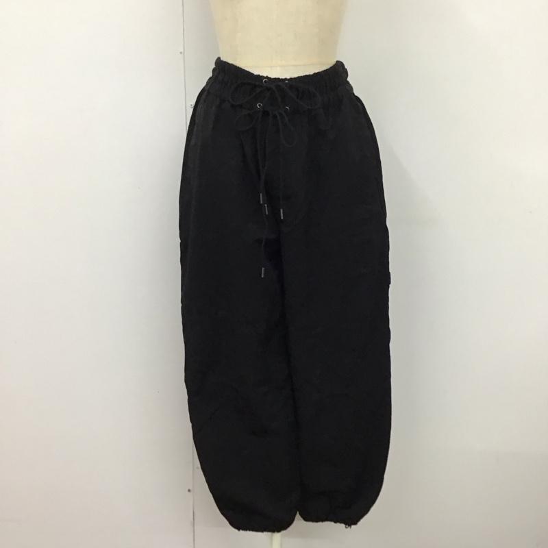 スライ SLY ボトムス ボトムス 030GSY31-2600 PATCH CARGO PT カーゴパンツ 1 無地 黒 / ブラック /  レディース USED 古着 中古 10120596