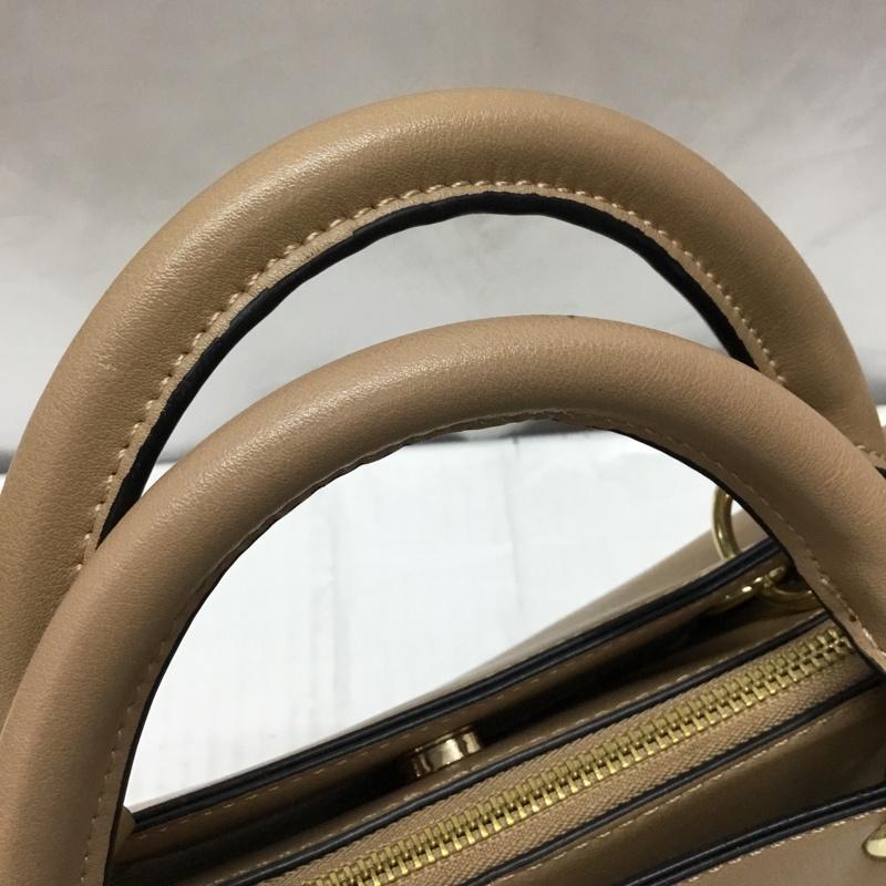 アンドシュエット & chouette ハンドバッグ ハンドバッグ 2WAY ショルダー ロゴ、文字 ベージュ / ベージュ / X 金 / ゴールド /  レディース USED 古着 中古 10117616