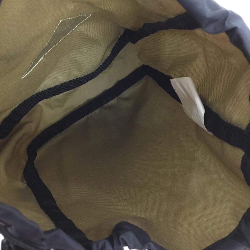 ケルティ KELTY ショルダーバッグ ショルダーバッグ キンチャク ショルダー 巾着 ロゴ、文字 ベージュ / ベージュ / X 黒 / ブラック /  メンズ USED 古着 中古 10148455
