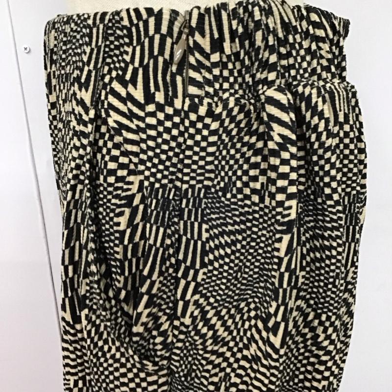 ジーナシス JEANASIS ボトムス ボトムス JS050734MW プリーツパンツ フレアパンツ カジュアルパンツ M 総柄 マルチカラー / マルチカラー /  レディース USED 古着 中古 10109973