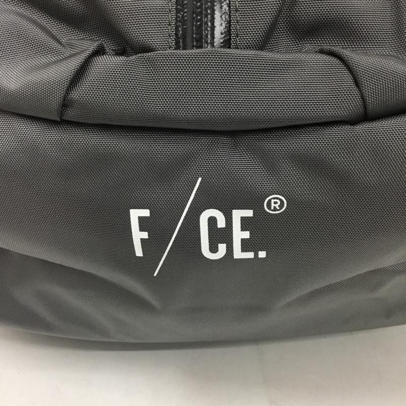 ビームスライツ BEAMS LIGHTS リュックサック、デイパック リュックサック、デイバッグ 51-61-0338-368-17-88 F/CE. 別注 RN トラベルバックパック タグ付き ロゴ、文字 灰 / グレー /  メンズ USED 古着 中古 10145196