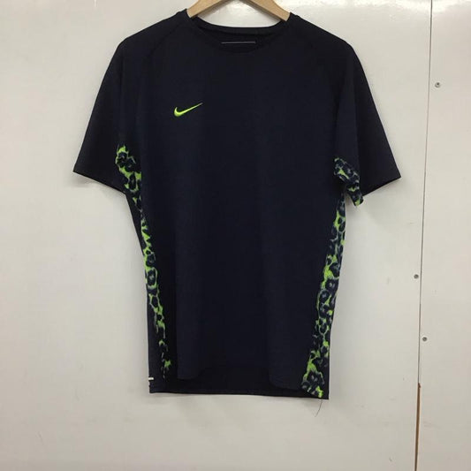 エフシーレアルブリストル F.C.Real Bristol Tシャツ 半袖 半袖カットソー プリントTシャツ クルーネックカットソー スポーツウェア nike M ロゴ、文字 紺 / ネイビー /  メンズ USED 古着 中古 10139816