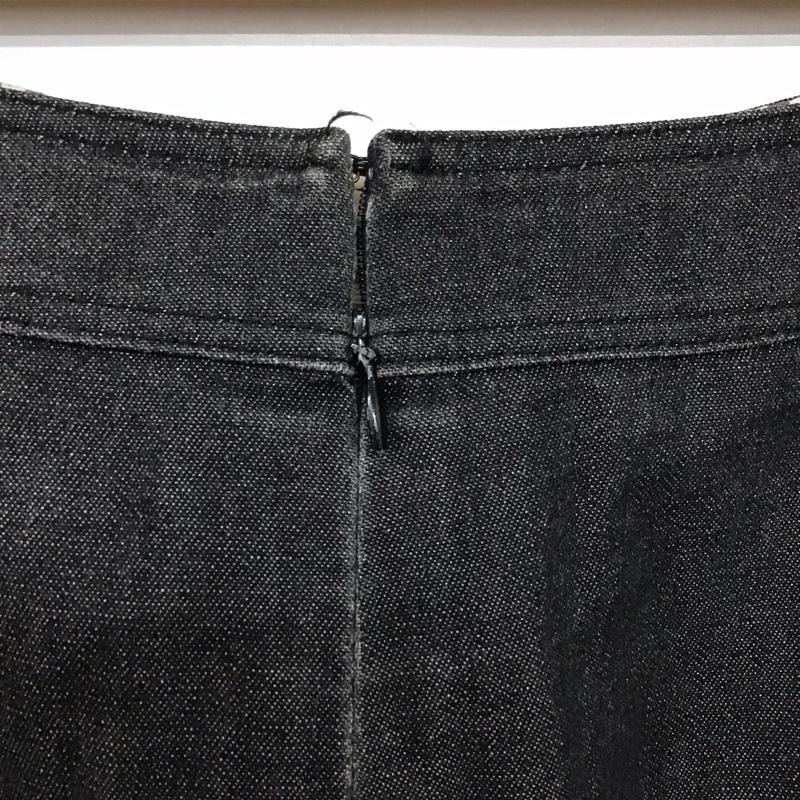 バーバリー BURBERRY スカート ひざ丈スカート 40 無地 黒 / ブラック /  レディース USED 古着 中古 10145021
