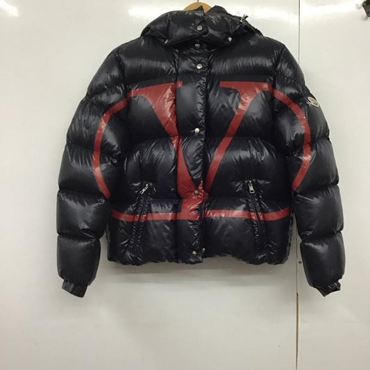 モンクレール MONCLER ジャケット、上着 ダウンジャケット VALENTINO SB3CN01A4AB 40 ロゴ、文字 紺 / ネイビー / X 赤 / レッド /  レディース USED 古着 中古 10142225