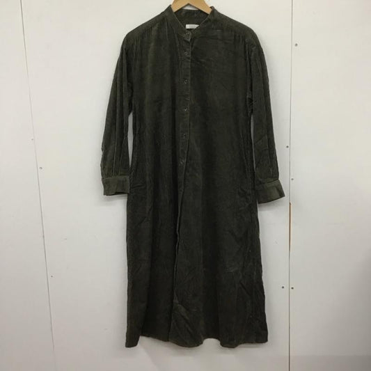 ローリーズファーム LOWRYS FARM ワンピース ロングスカート 長袖ロングワンピース ノーカラーシャツワンピース フレアスカート コーデュロイ FREE 無地 カーキ / カーキ /  レディース USED 古着 中古 10142036