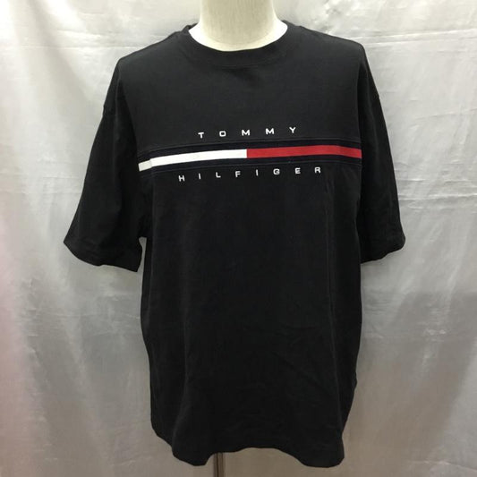 トミーヒルフィガー TOMMY HILFIGER Tシャツ 半袖 半袖カットソー プリントTシャツ クルーネックカットソー L ロゴ、文字 黒 / ブラック /  メンズ USED 古着 中古 10122893