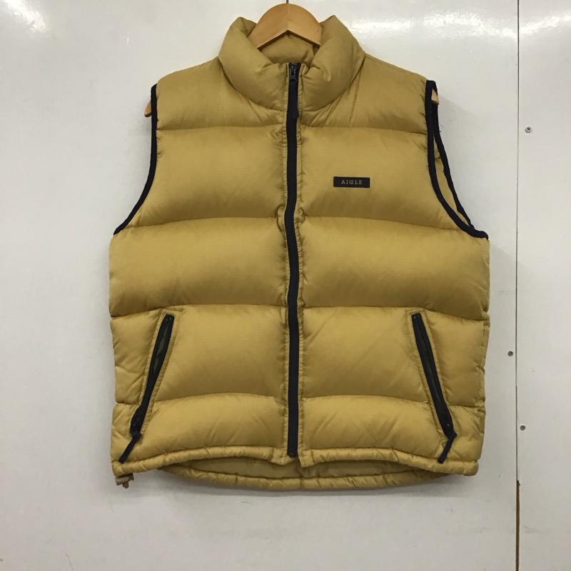 エーグル AIGLE ベスト ベスト ジップアップベスト ダウンベスト ノースリーブ M ロゴ、文字 マスタード / マスタード /  メンズ USED 古着 中古 10139636