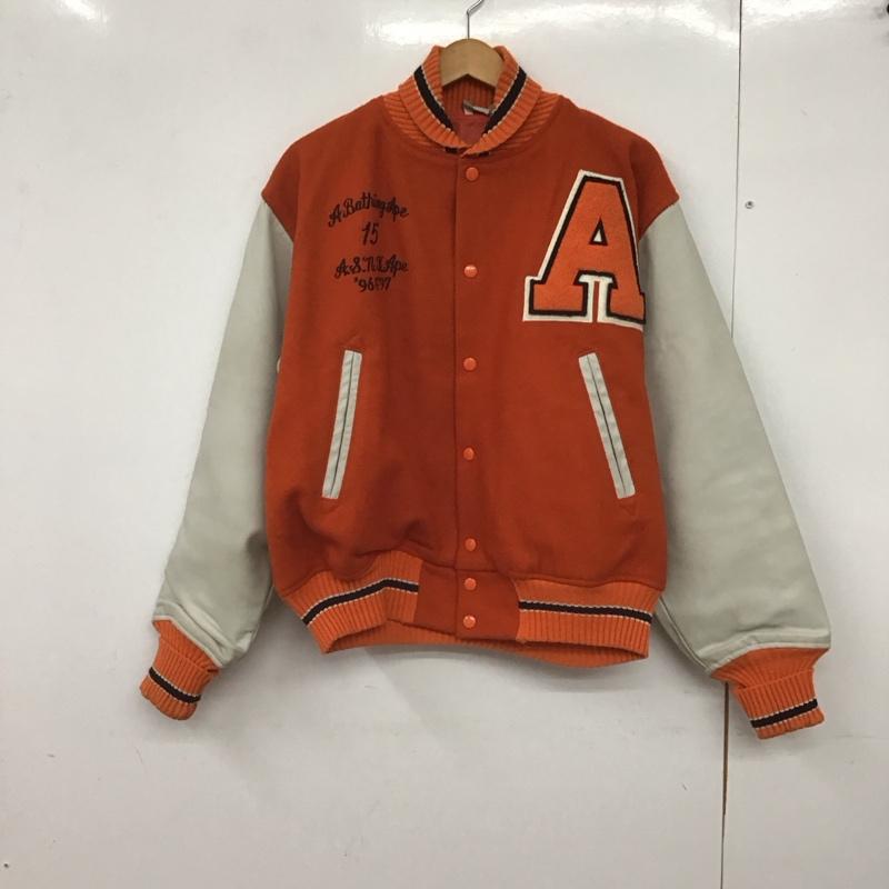 アベイシングエイプ A BATHING APE ジャケット、上着 ジャンパー、ブルゾン スタジャン アウター 古着 前ボタン postoveralls 96-97s L ロゴ、文字 橙 / オレンジ /  メンズ USED 古着 中古 10148160