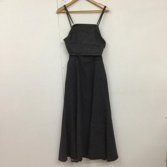 フーズフーチコ who s who Chico ワンピース ロングスカート CHZ1011609A0001 3WAYバックリボンマルチウェイワンピース FREE 無地 チャコールグレー / チャコールグレー /  レディース USED 古着 中古 10129150