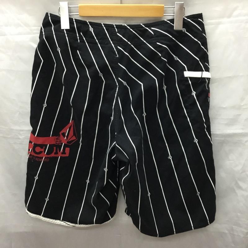 ボルコム VOLCOM パンツ ショートパンツ 30インチ ロゴ、文字 マルチカラー / マルチカラー /  メンズ USED 古着 中古 10118662