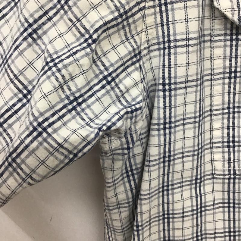 カーハート Carhartt シャツ、ブラウス 半袖 半袖シャツ チェックシャツ カラーシャツ ボタンダウンシャツ L チェック 白 / ホワイト / X 紺 / ネイビー /  メンズ USED 古着 中古 10134795
