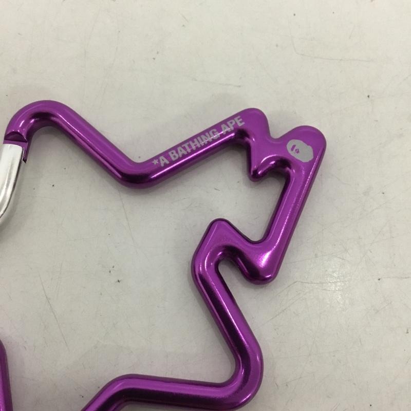 アベイシングエイプ A BATHING APE ファッション小物 ファッション小物 カラビナ BAPESTA ロゴ、文字 紫 / パープル /  メンズ USED 古着 中古 10145476