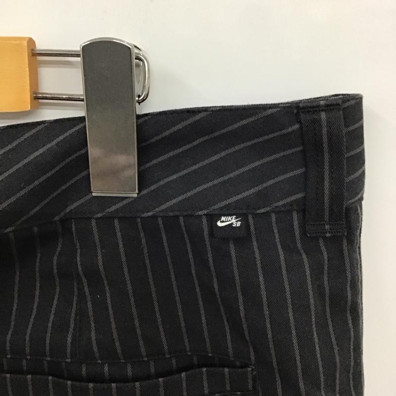 ナイキ NIKE パンツ チノパン dh2905-010 ストレートパンツ カジュアルパンツ ワイドパンツ XL ストライプ 黒 / ブラック / X 灰 / グレー /  メンズ USED 古着 中古 10114174