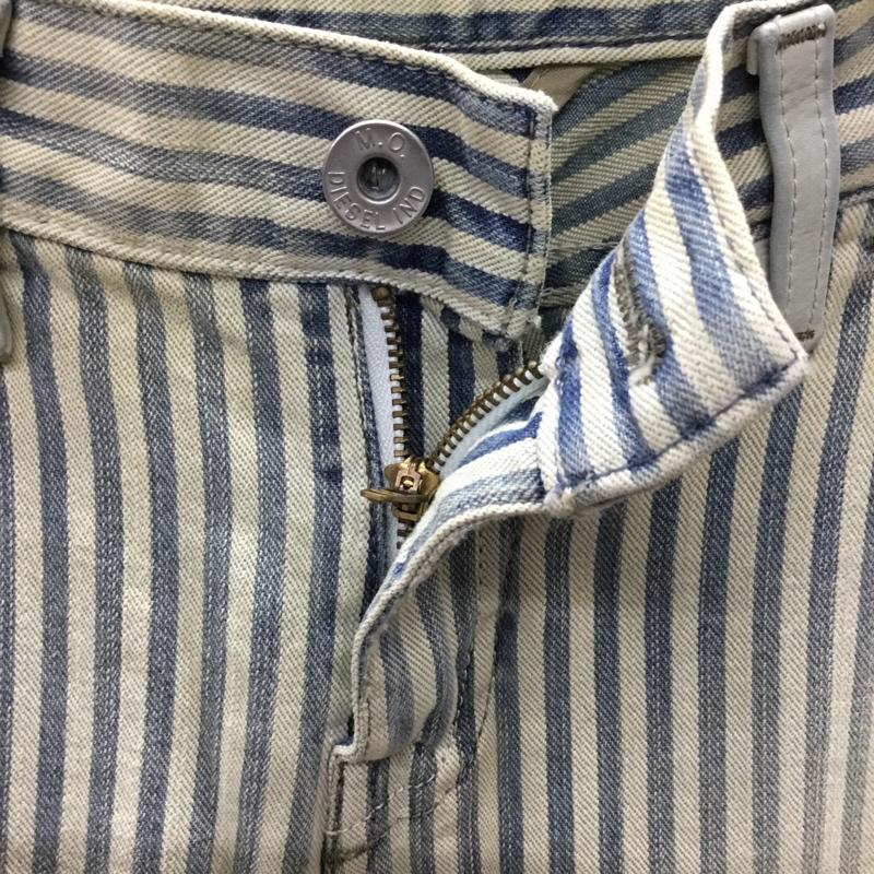 ディーゼル DIESEL パンツ デニム、ジーンズ スリムパンツ カジュアルパンツ ストライプパンツ デニムジーンズ 26インチ ストライプ 白 / ホワイト / X 水色 / ライトブルー /  メンズ USED 古着 中古 10117530