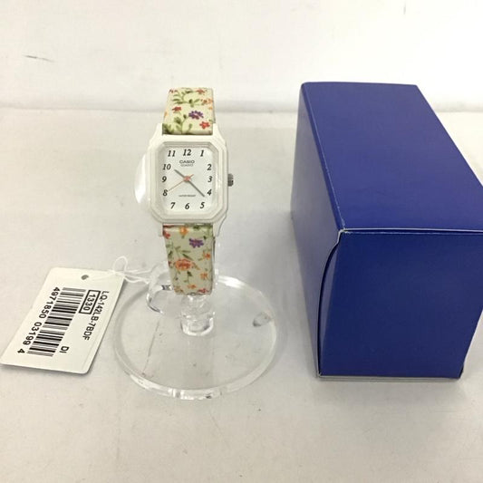 カシオ CASIO 腕時計 アナログ（クォーツ式） CASIO LQ-142LB-7B カシオ 腕時計 チープカシオ アナログ 総柄 X 花柄 白 / ホワイト /  レディース USED 古着 中古 10144769