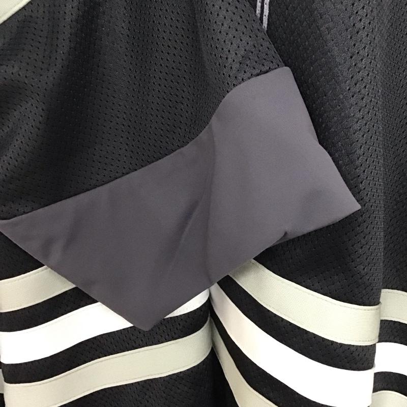 シーエムエフアウトドアガーメント CMF OUTDOOR GARMENT Tシャツ 長袖 cmf2501-c05j ホッケーTee Vネック 25ss XL ロゴ、文字 紺 / ネイビー /  メンズ USED 古着 中古 10132291