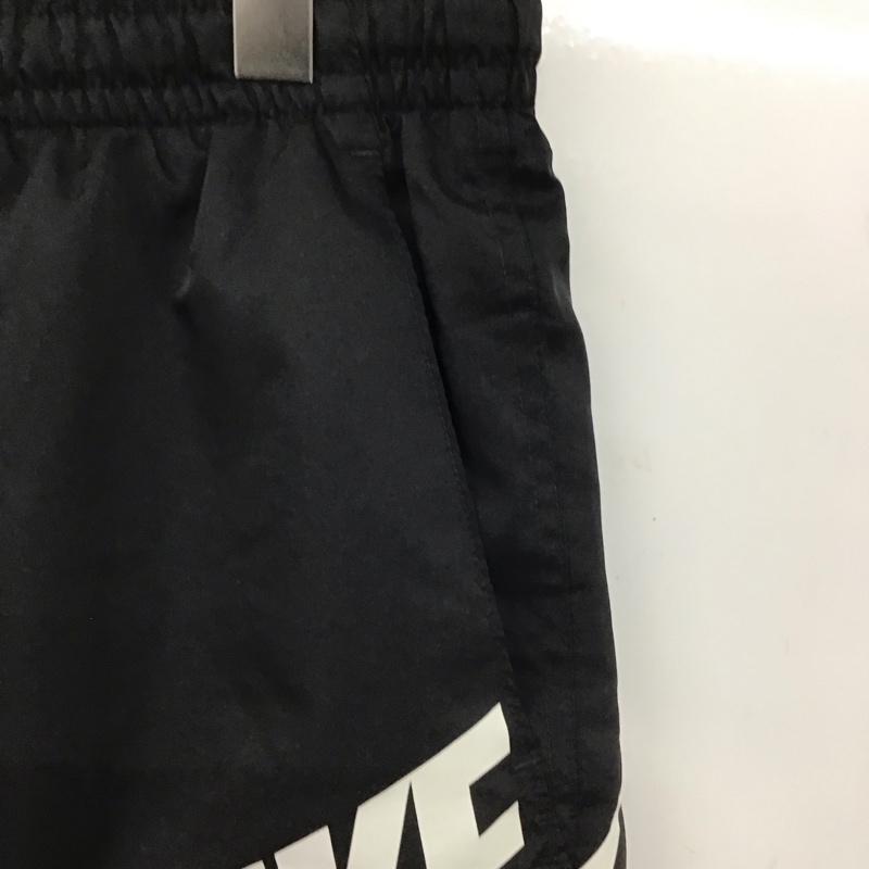 ナイキ NIKE パンツ ショートパンツ ショートパンツ ハーフパンツ カジュアルパンツ L ロゴ、文字 黒 / ブラック /  メンズ USED 古着 中古 10150864