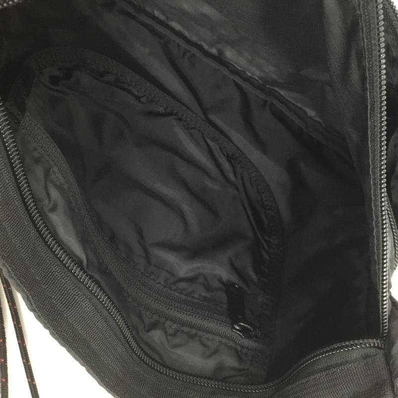 ブリーフィング BRIEFING ショルダーバッグ ショルダーバッグ サコッシュ ロゴ、文字 黒 / ブラック /  メンズ USED 古着 中古 10150588