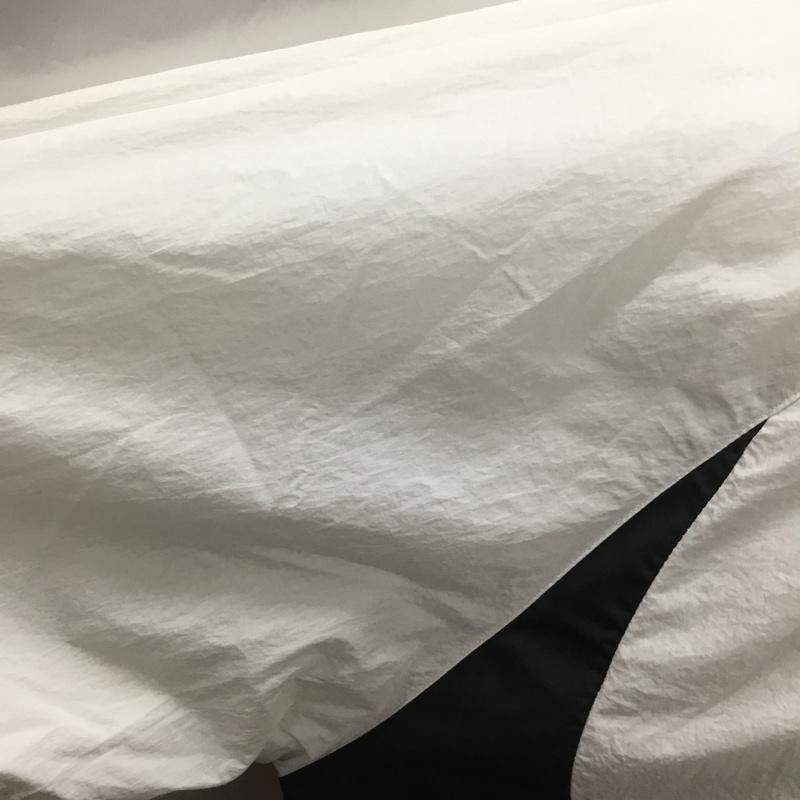 ナイキ NIKE ジャケット、上着 ジャンパー、ブルゾン AR3133-100 ウーブンジャケット ウインドブレーカー ジップアップジャケット M ロゴ、文字 白 / ホワイト /  メンズ USED 古着 中古 10116864