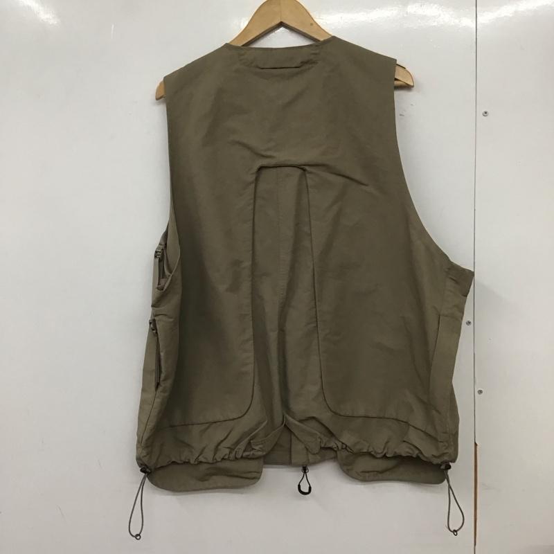 シーエムエフアウトドアガーメント CMF OUTDOOR GARMENT ベスト ベスト ジップアップベスト ダウンベスト ノースリーブ M 無地 カーキ / カーキ /  メンズ USED 古着 中古 10133073