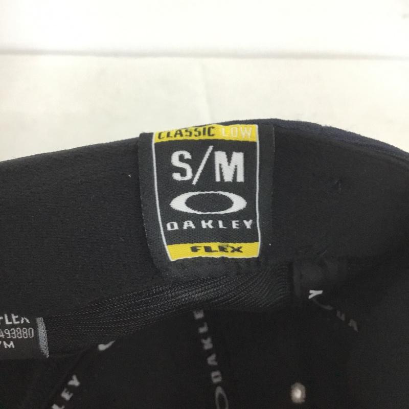 オークリー OAKLEY 帽子 キャップ TINCAN 911545 ワンポイント 白 / ホワイト / X 紺 / ネイビー /  メンズ USED 古着 中古 10139225