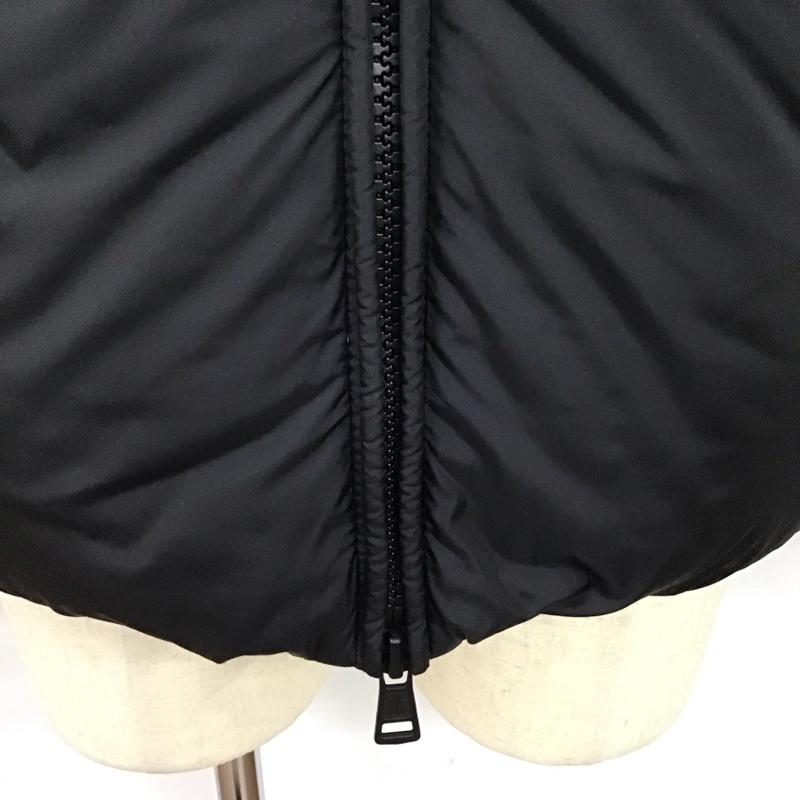 モンクレール MONCLER ジャケット、上着 ダウンジャケット F20911B56900 C0300 フード 2 ワンポイント 黒 / ブラック /  メンズ USED 古着 中古 10114747
