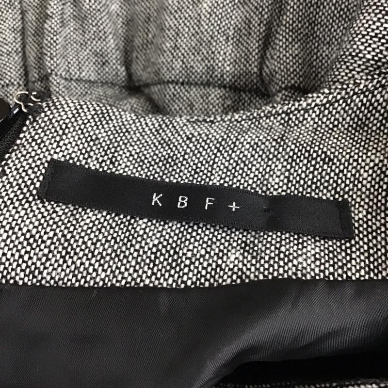ケービーエフプラス KBF+ ワンピース ロングスカート Vネック 長袖 フレアスカート M 無地 黒 / ブラック / X 白 / ホワイト /  レディース USED 古着 中古 10120599