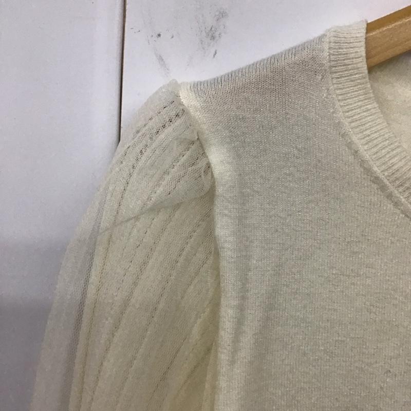 ナチュラルビューティーベーシック NATURAL BEAUTY BASIC ニット、セーター 長袖 M 無地 白 / ホワイト /  レディース USED 古着 中古 10120157