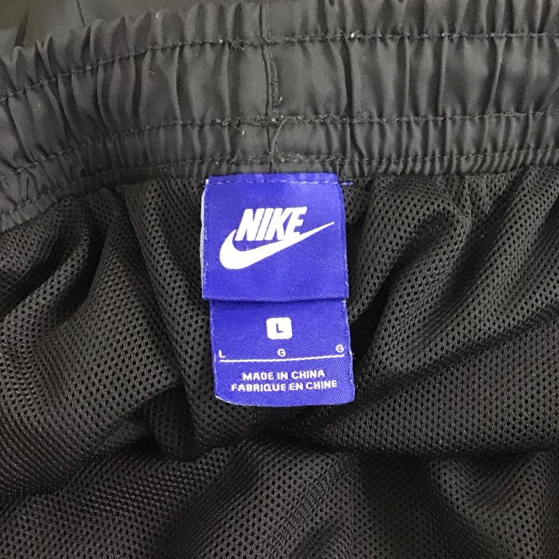 ナイキ NIKE パンツ ショートパンツ ショートパンツ ハーフパンツ カジュアルパンツ L ロゴ、文字 黒 / ブラック /  メンズ USED 古着 中古 10150864