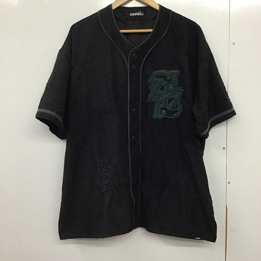 ゲンザイ genzai シャツ、ブラウス 半袖 半袖シャツ ノーカラーシャツ 前ボタン L ロゴ、文字 黒 / ブラック /  メンズ USED 古着 中古 10146209