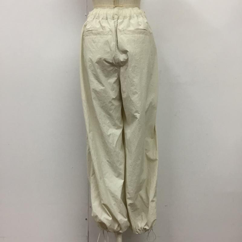ローリーズファーム LOWRYS FARM パンツ ワークパンツ、ペインターパンツ ワイドパンツ カジュアルパンツ ワークパンツ ナイロンパンツ FREE 無地 白 / ホワイト /  レディース USED 古着 中古 10118571