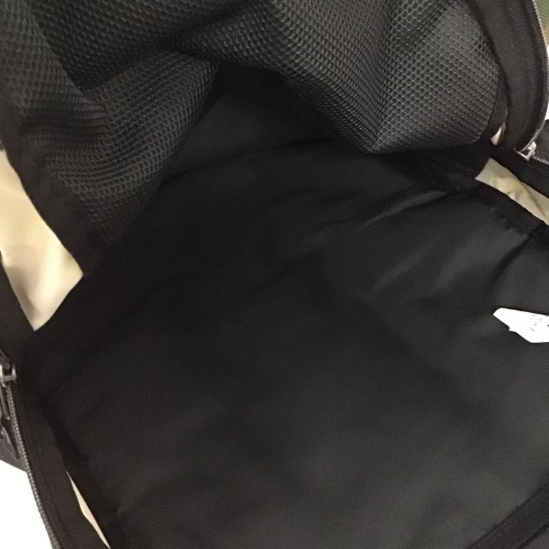 ナイキ NIKE リュックサック、デイパック リュックサック、デイバッグ BA5438 223 コートハウス カモ バックパック ロゴ、文字 マルチカラー / マルチカラー /  メンズ USED 古着 中古 10141068