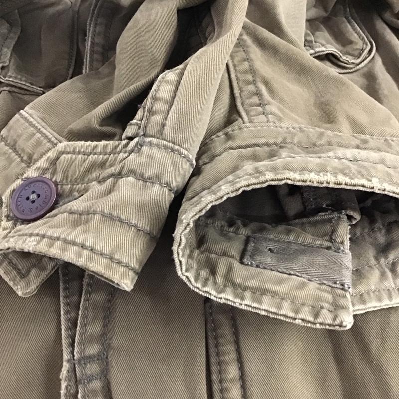 アバクロンビーアンドフィッチ ABERCROMBIE&FITCH ジャケット、上着 ジャケット、ブレザー ジップアップジャケット アウター スタンドネック ミリタリージャケット L ロゴ、文字 カーキ / カーキ /  メンズ USED 古着 中古 10144490