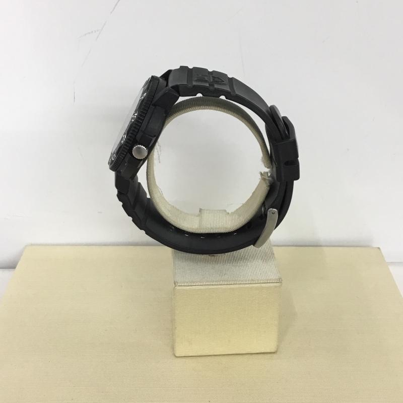 ルミノックス LUMINOX 腕時計 アナログ（クォーツ式） 3000シリーズ ラバーベルト ロゴ、文字 黒 / ブラック /  メンズ USED 古着 中古 10148656