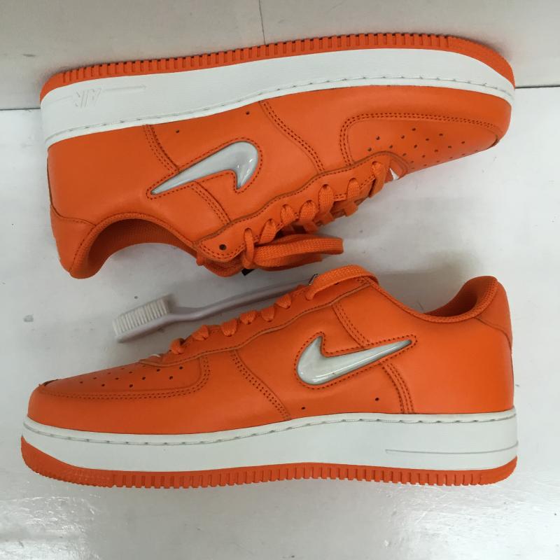 ナイキ NIKE スニーカー スニーカー FJ1044-800 AIR FORCE 1 LOW RETRO 28.0cm ロゴ、文字 橙 / オレンジ /  メンズ USED 古着 中古 10133944