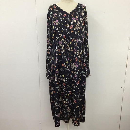 アーバンリサーチドアーズ URBAN RESEARCH DOORS ワンピース ひざ丈スカート DR76-26E004 Vネック 花柄 紺 / ネイビー /  レディース USED 古着 中古 10110855