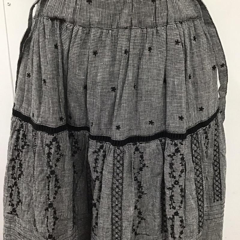 サマンサモスモス Samansa Mos2 スカート ロングスカート 2500169 kazumi コラボ サス付き刺繍スカート FREE 刺繍 黒 / ブラック / X 白 / ホワイト /  レディース USED 古着 中古 10144440