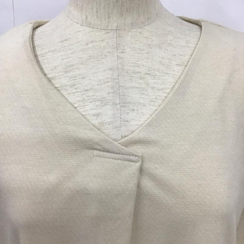 アクシーズファム axes femme カットソー 長袖 長袖カットソー フレアカットソー Vネック M 無地 ベージュ / ベージュ /  レディース USED 古着 中古 10126140