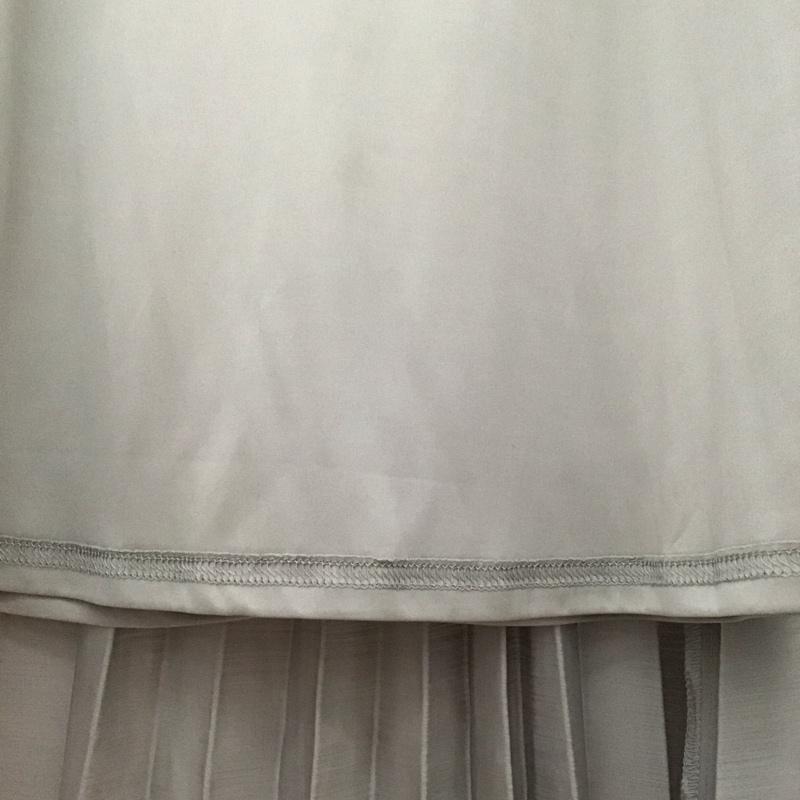 アズールバイマウジー AZUL BY MOUSSY スカート ロングスカート 250EAT31-432H GLOSSY PLEATS SKIRT プリーツ M 無地 灰 / グレー /  レディース USED 古着 中古 10115860