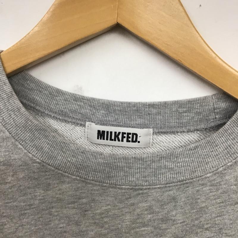 ミルクフェド MILKFED. トレーナー 長袖 ロゴ、文字 灰 / グレー /  レディース USED 古着 中古 10120172