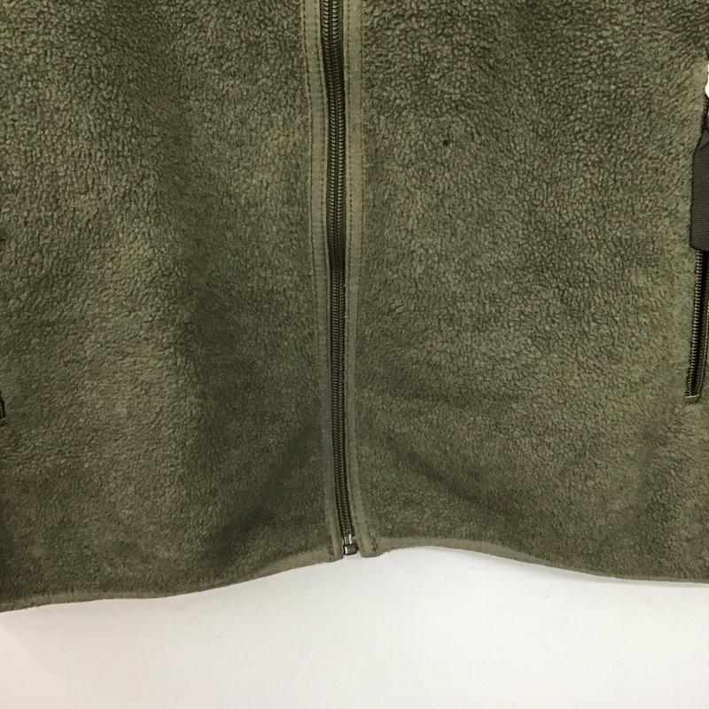 パタゴニア patagonia ベスト ベスト ベスト ジップアップフリースベスト スタンドネック XL ロゴ、文字 カーキ / カーキ /  メンズ USED 古着 中古 10147844