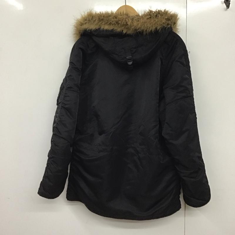 アルファインダストリー Alpha Industries ジャケット、上着 ジャンパー、ブルゾン ジップアップジャケット ナイロンジャケット アウター L 無地 黒 / ブラック /  メンズ USED 古着 中古 10141528