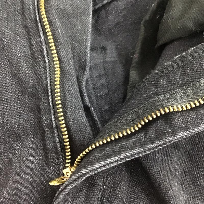 マウジー MOUSSY パンツ デニム、ジーンズ 010faa11-5430 ストレートパンツ 無地 黒 / ブラック /  レディース USED 古着 中古 10149550