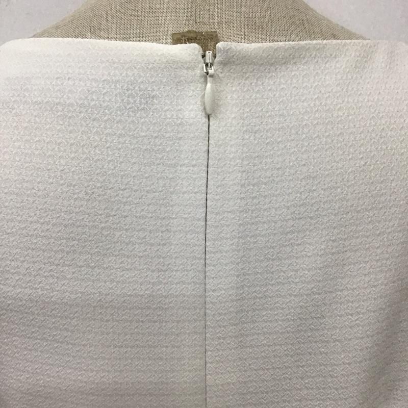 セシルマクビー CECIL McBEE ワンピース ひざ丈スカート 半袖 M 花柄 白 / ホワイト / X 紺 / ネイビー /  レディース USED 古着 中古 10113858